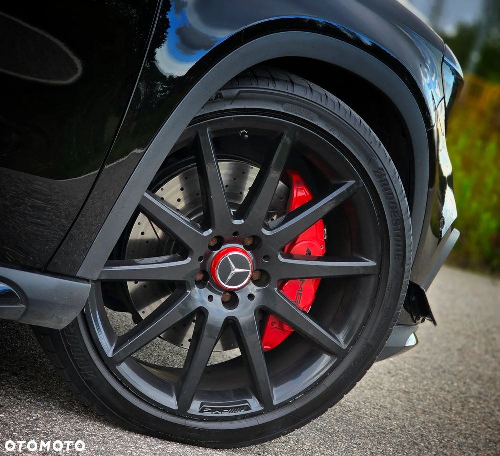 Mercedes-Benz GLA 45 AMG 4-Matic - 23