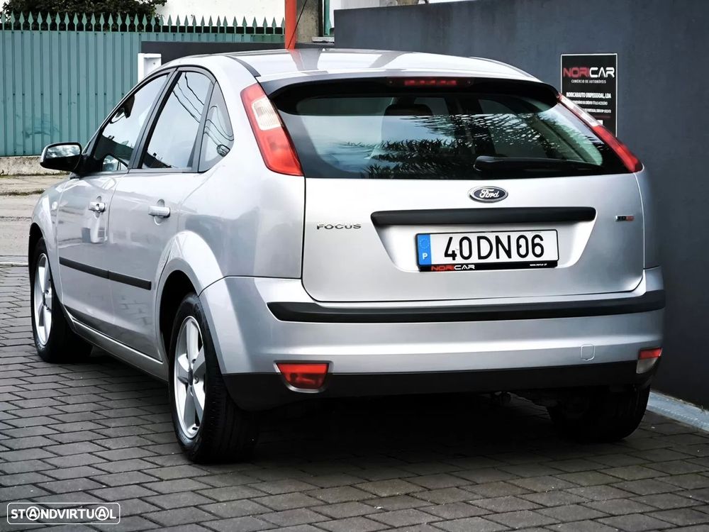Ford Focus 1.6 TDCi Ghia - 2