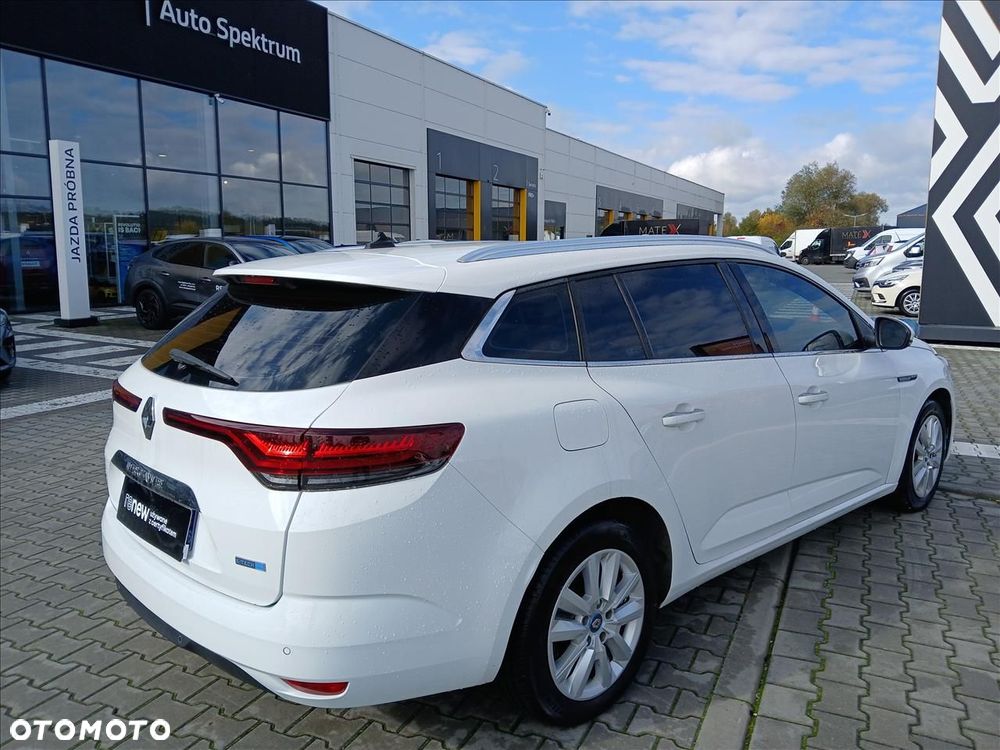 Renault Megane E-TECH Plug-in 160 BUSINESS EDITION - 4