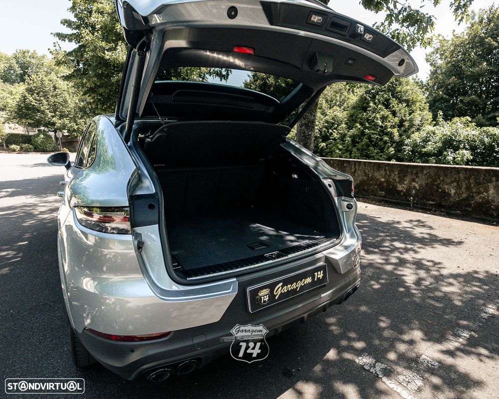 Porsche Cayenne Coupé E-Hybrid - 42