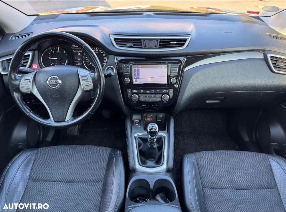 Nissan Qashqai 1.6 DCI TEKNA - 8