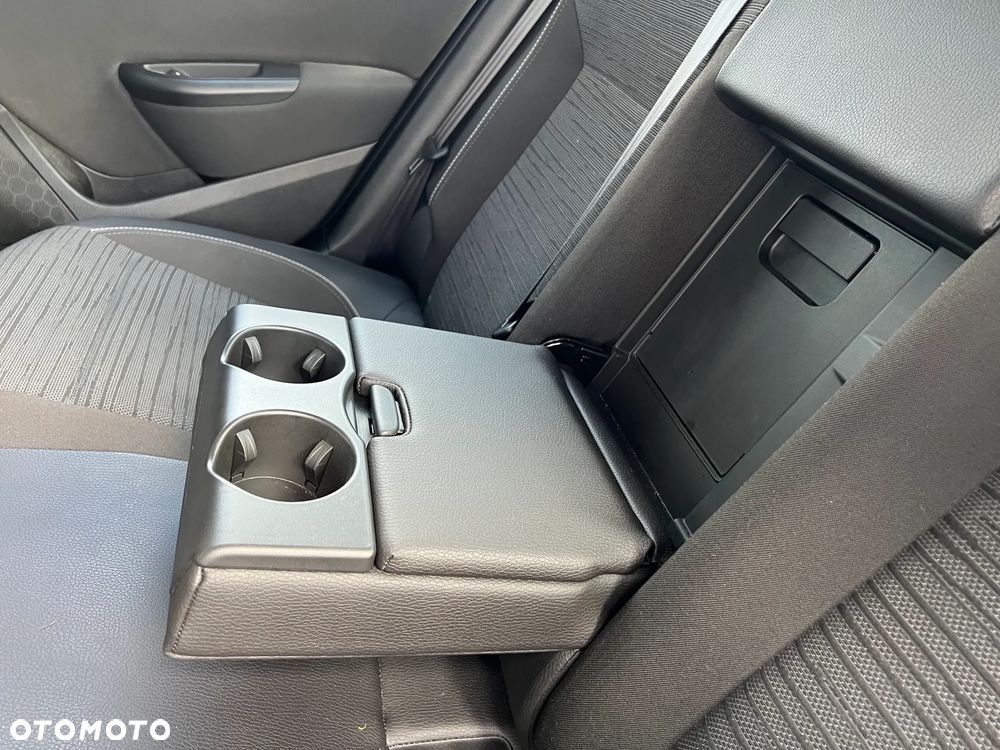 Opel Astra 1.4 T Business - 19