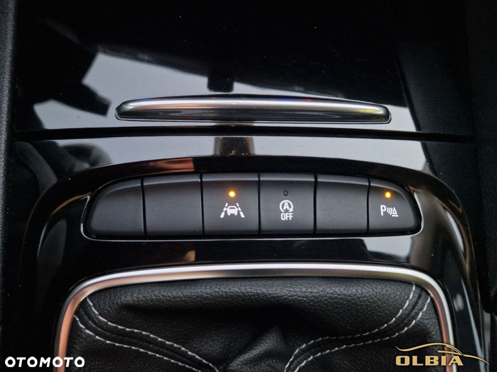 Opel Insignia - 34
