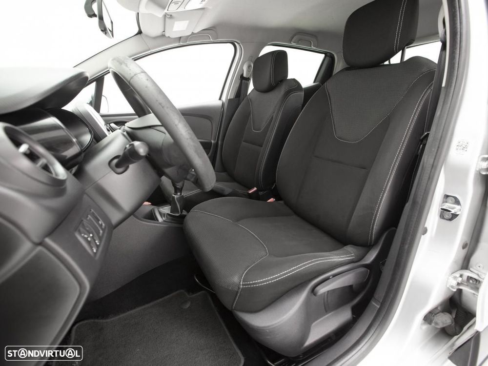 Renault Clio 1.5 dCi Zen - 9