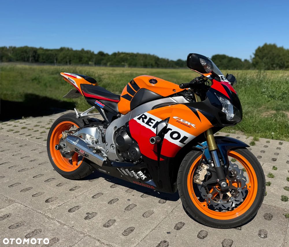 Honda CBR - 1