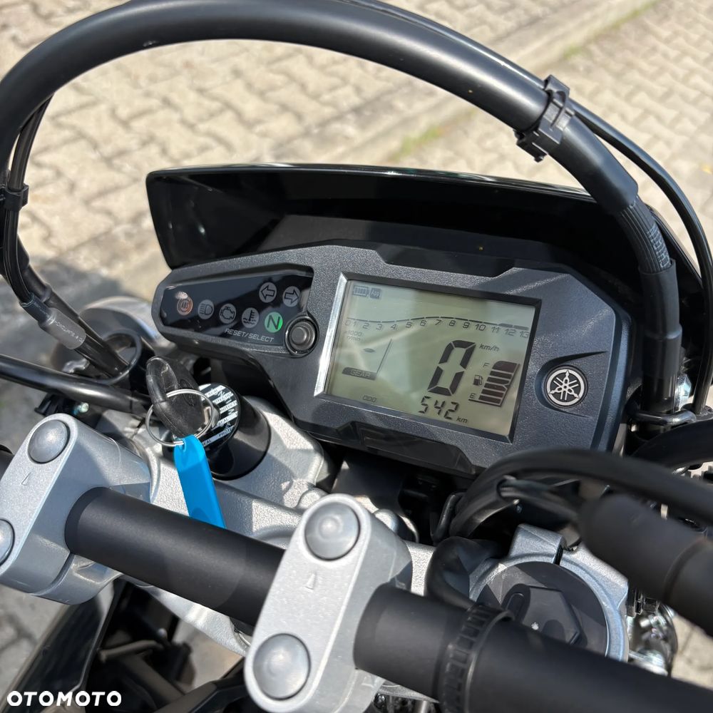 Yamaha WR - 6