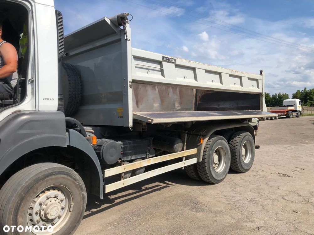 Renault Wywrotka Kerax 6x6 Renault - 3