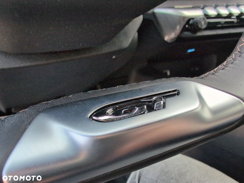 Peugeot 3008 1.2 PureTech GT S&S EAT8 - 26