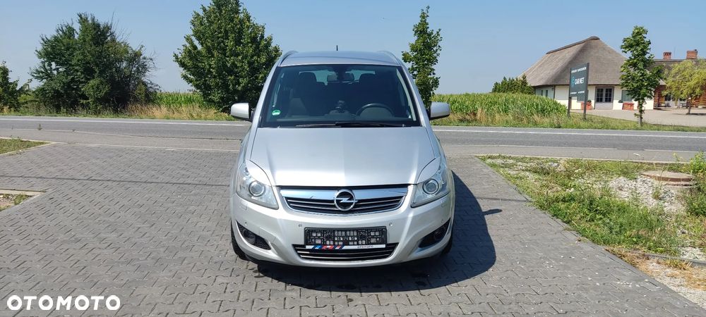 Opel Zafira 1.8 Edition 111 Jahre - 9