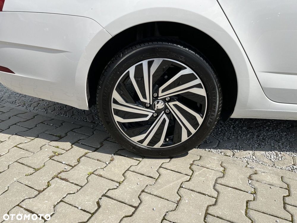 Skoda Octavia 1.6 TDI SCR Active - 20