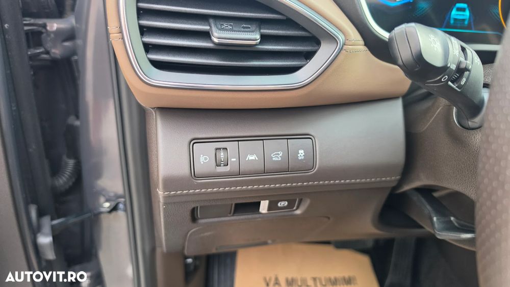 Hyundai Santa Fe - 12