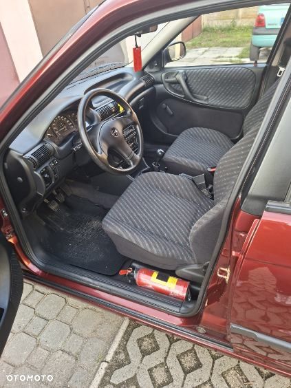 Opel Astra 1.4 GL - 7