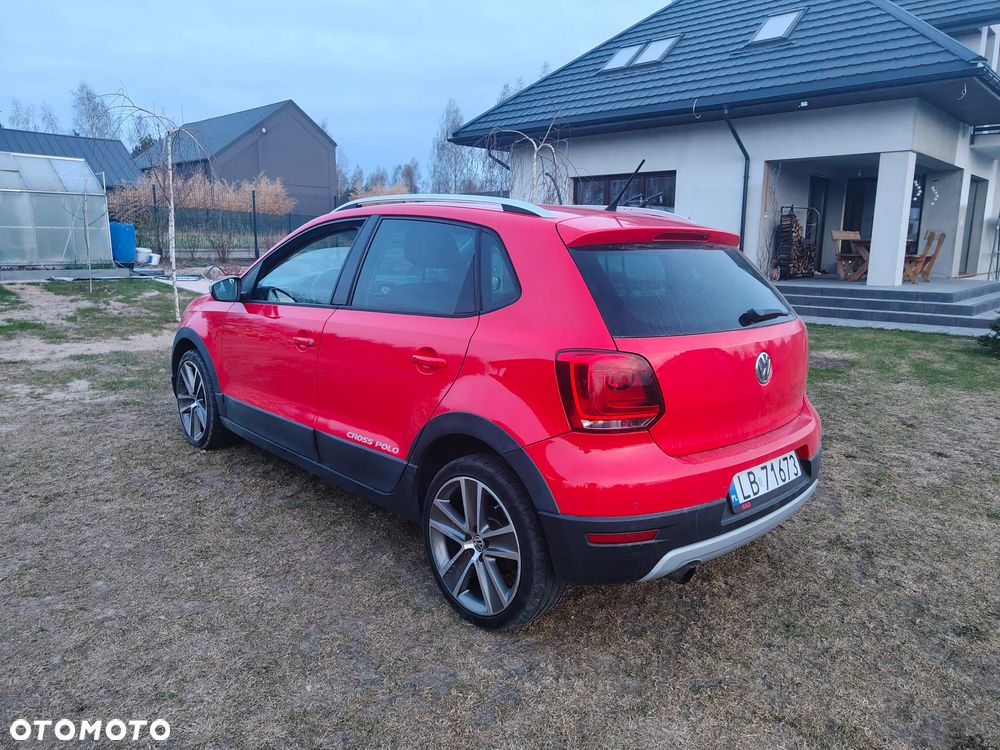 Volkswagen Polo 1.2 TSI Blue Motion Technology Comfortline - 4