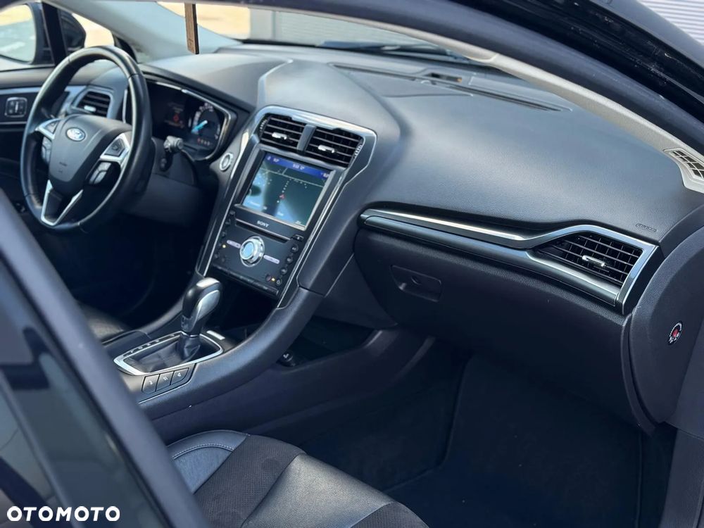 Ford Mondeo Turnier 2.0 Hybrid CVT - 23
