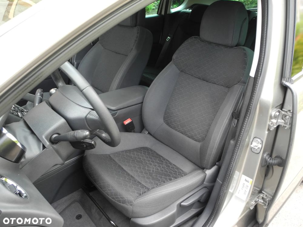 Peugeot 3008 - 14