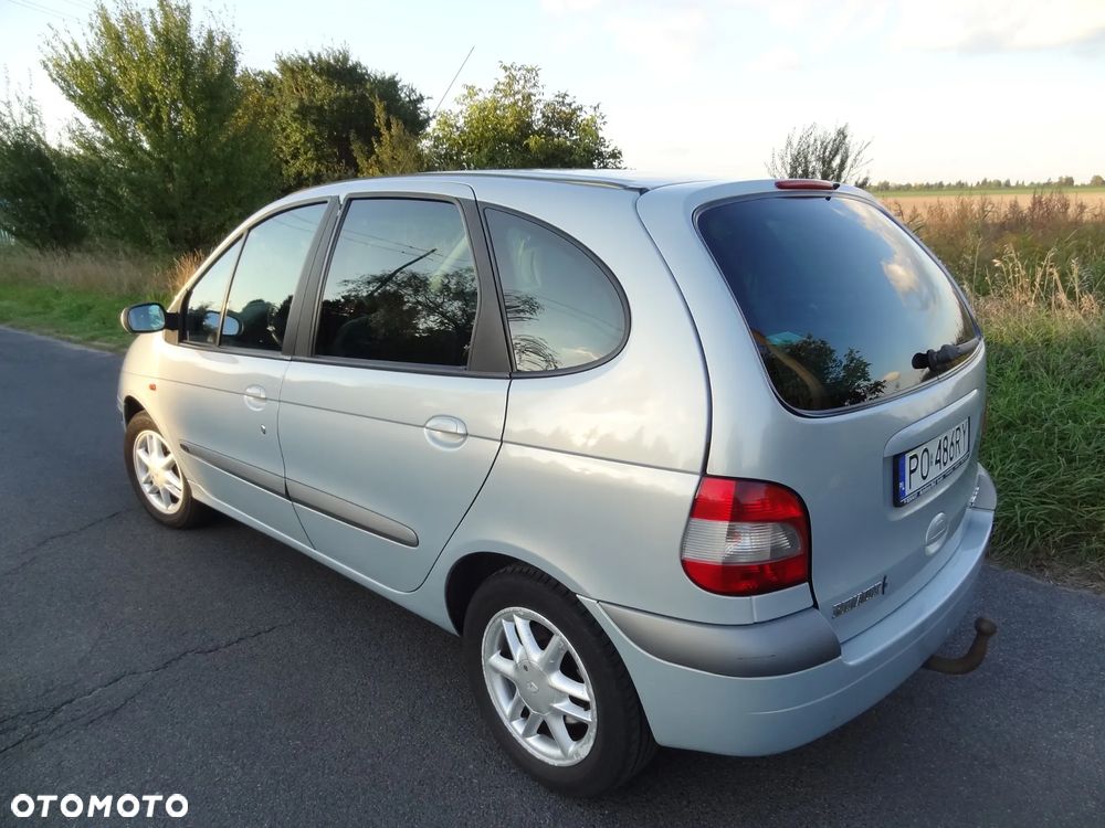 Renault Scenic 1.9 dCi EXpression - 3