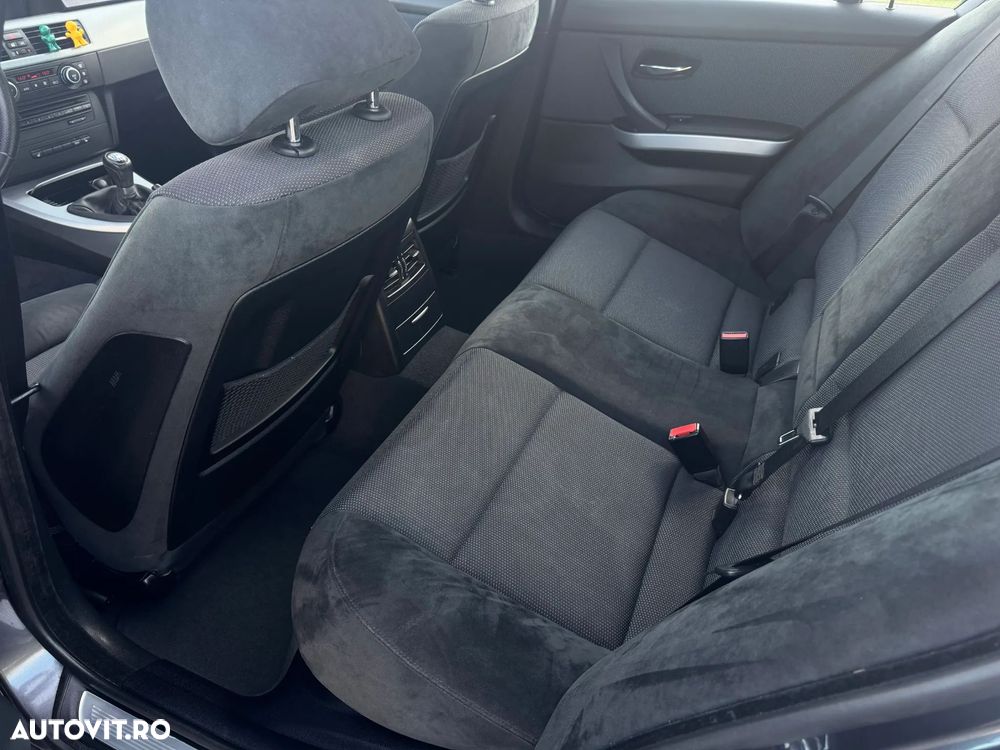 BMW Seria 3 320d - 11