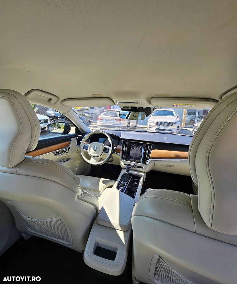 Volvo S90 - 10