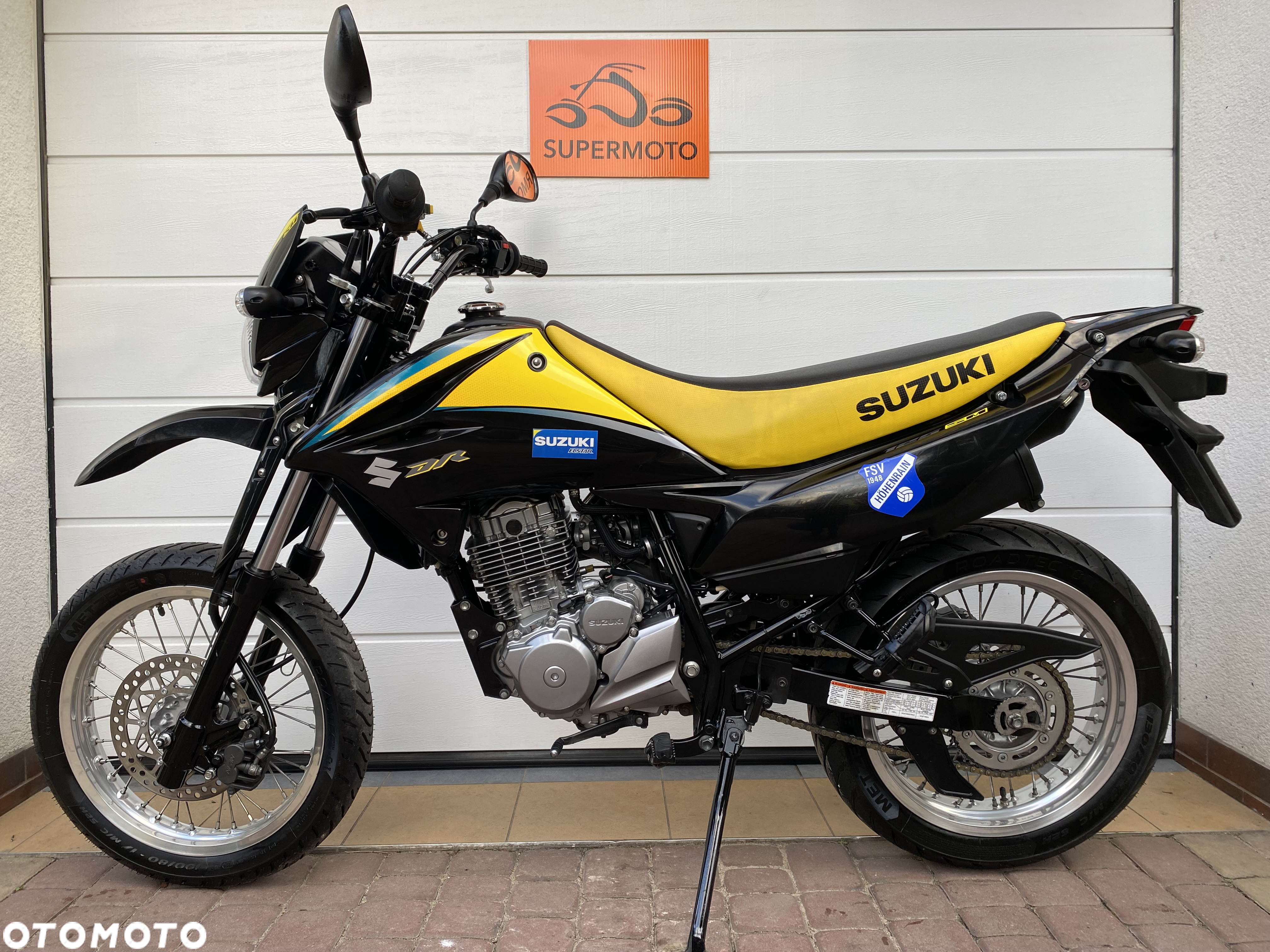 Suzuki DR