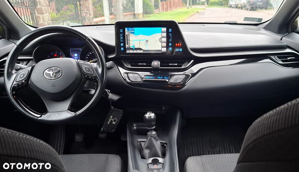 Toyota C-HR - 9