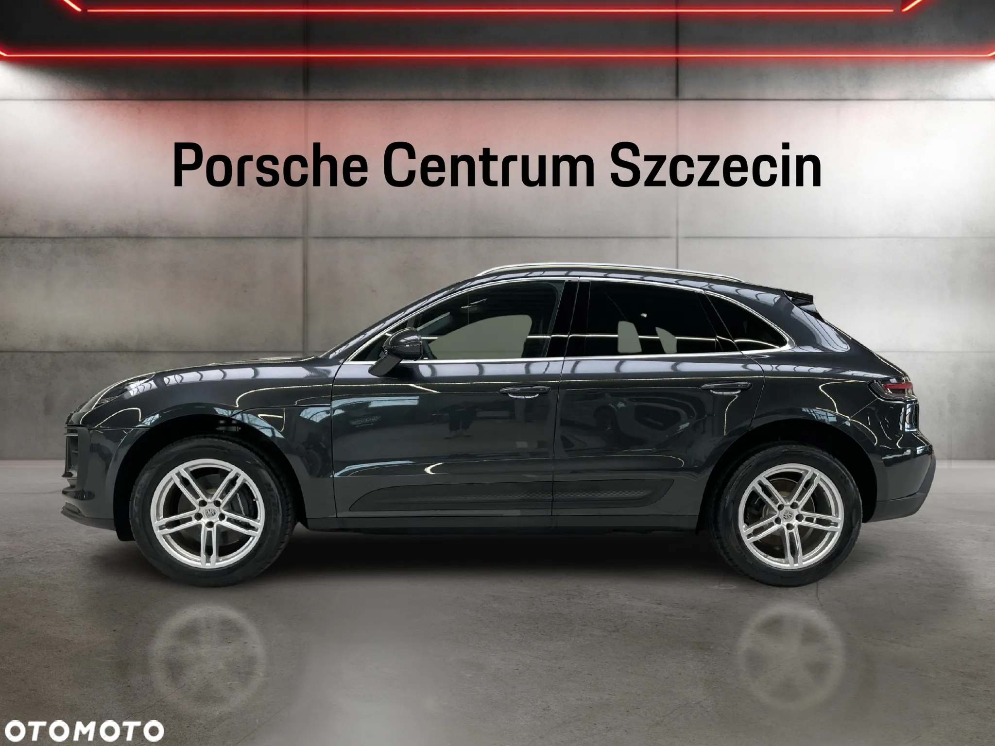 Porsche Macan Standard - 2