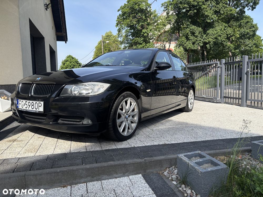 BMW Seria 3 318i - 12