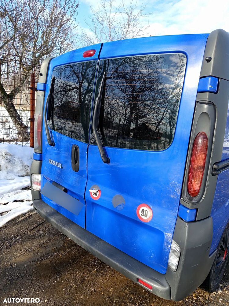 Renault Trafic - 12