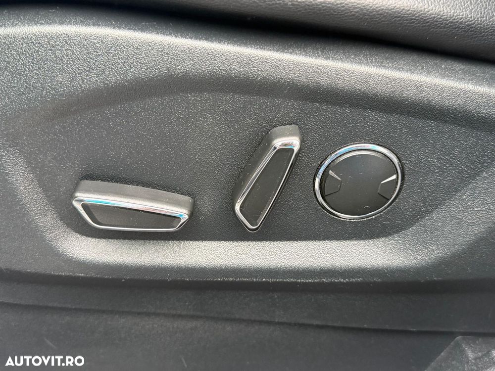 Ford Edge - 30