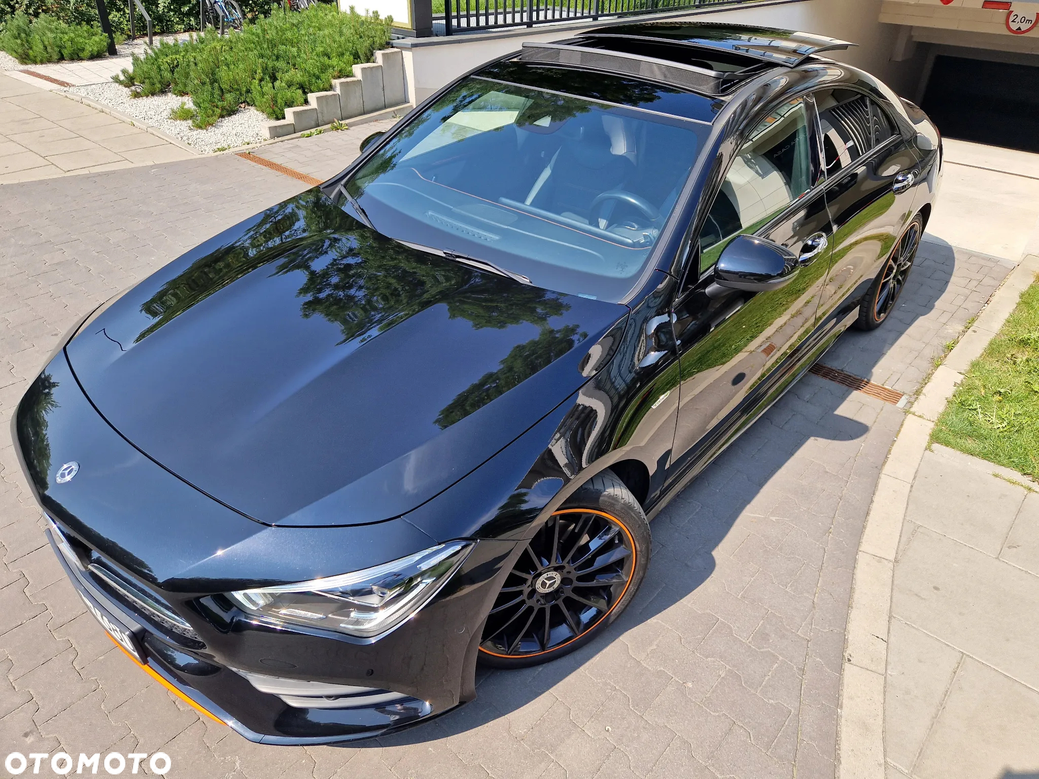 Mercedes-Benz CLA 220 4-Matic Edition 1 7G-DCT - 14