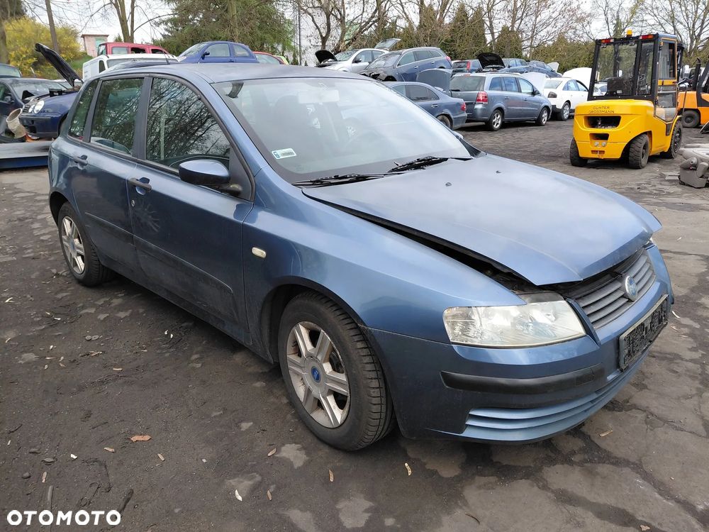 Części - Fiat Stilo Rok 2002 Pojemność 1596 Moc 76 kw Benzyna - 1