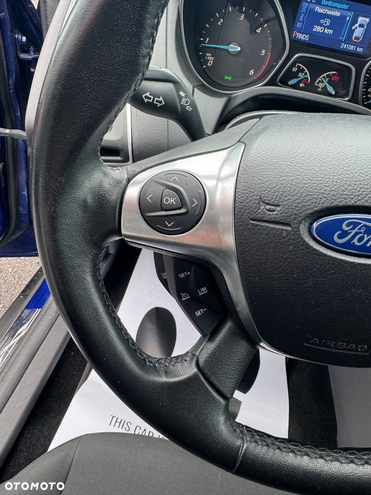 Ford Focus - 24