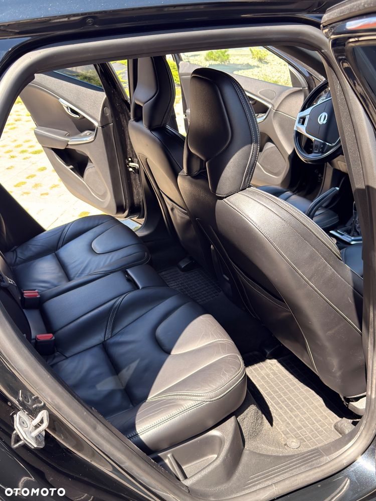Volvo V40 D4 RDesign - 16
