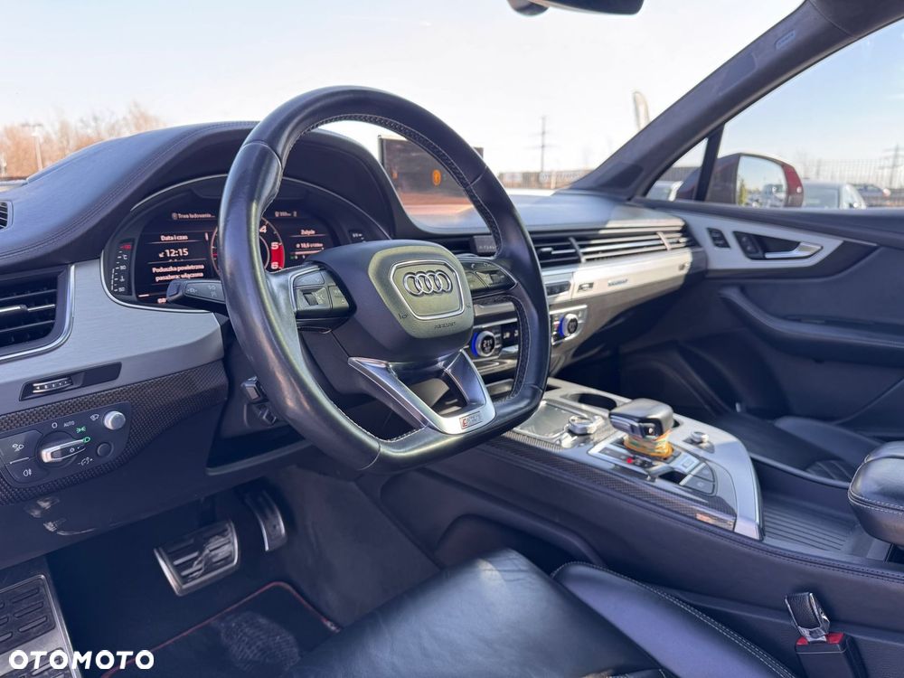 Audi SQ7 - 11