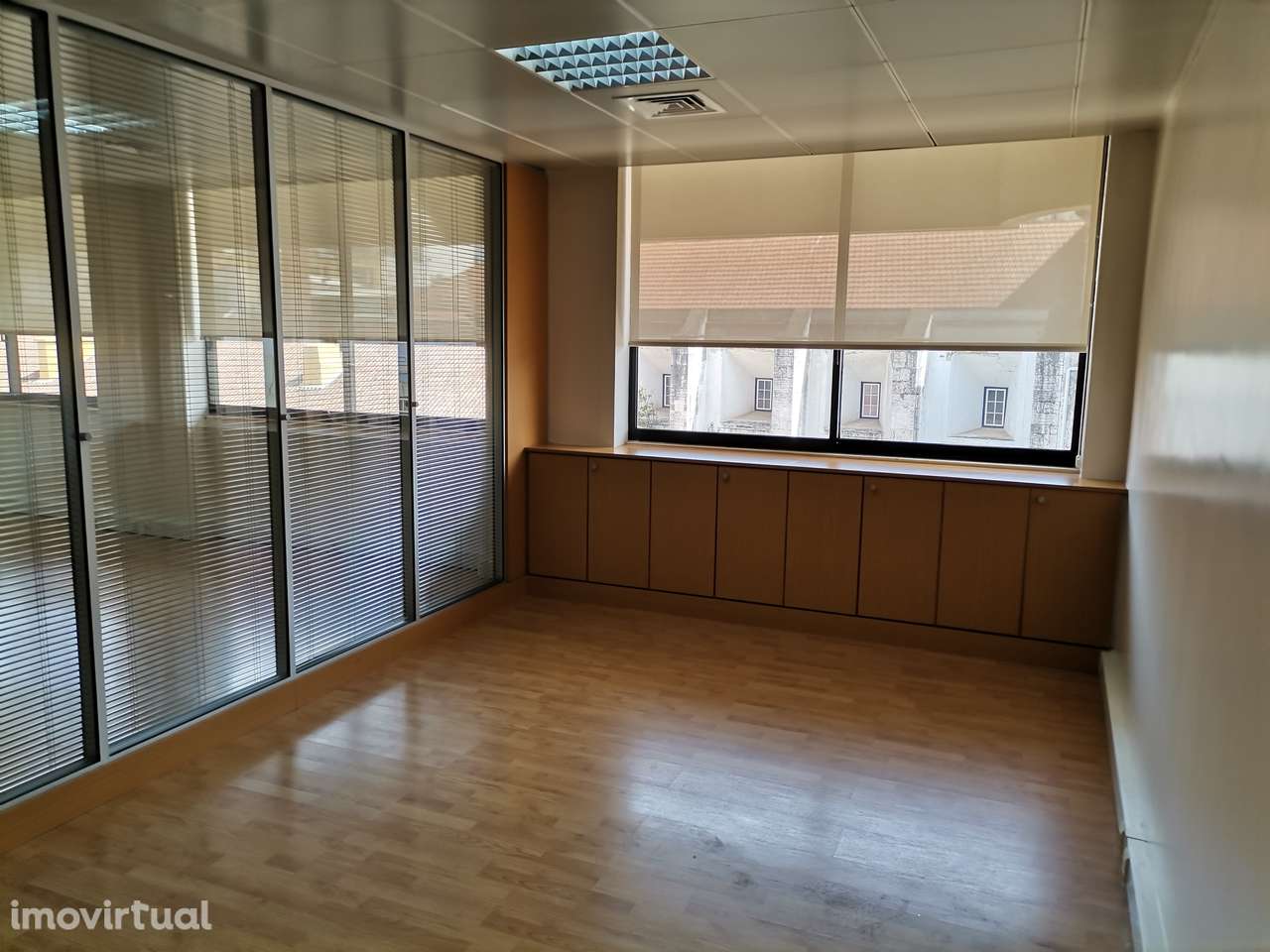 Arrendamento Escritório, entre o Marquês Pombal e a Av. Liberdade - Grande imagem: 2/17