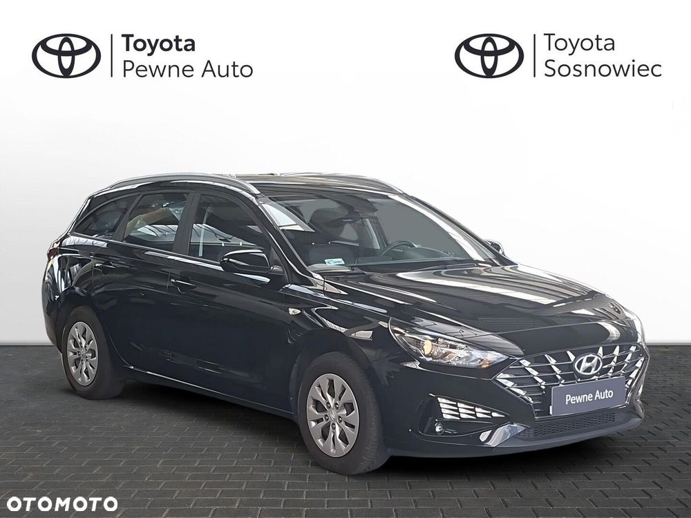 Hyundai i30 1.5 DPI Classic + - 8