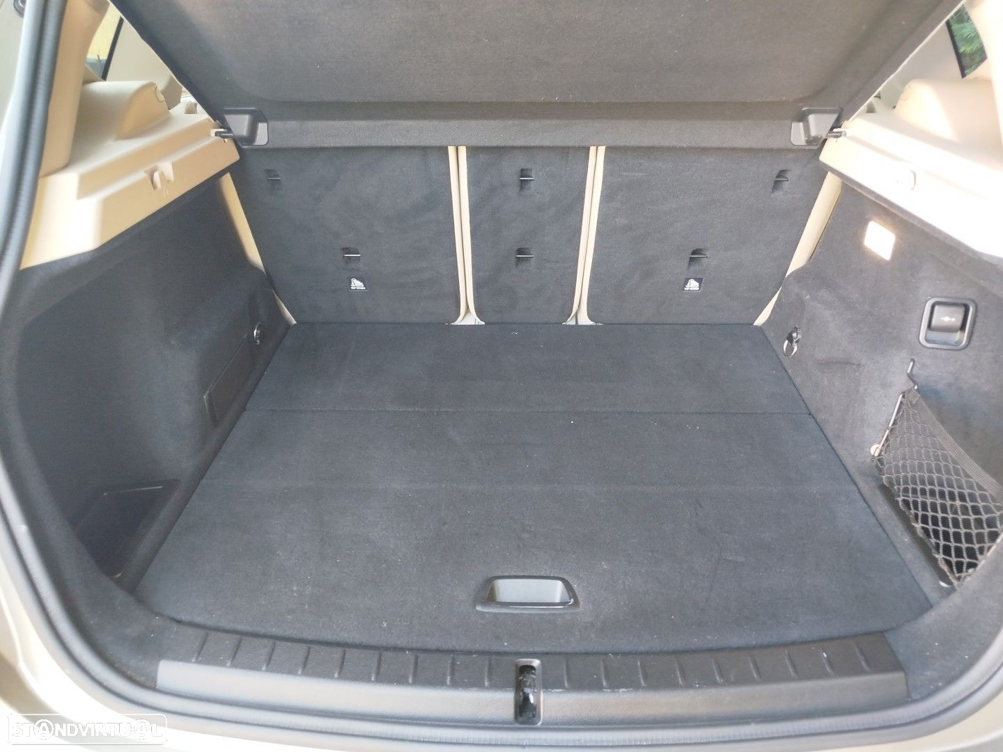 BMW 216 Active Tourer d Line Luxury Auto - 27