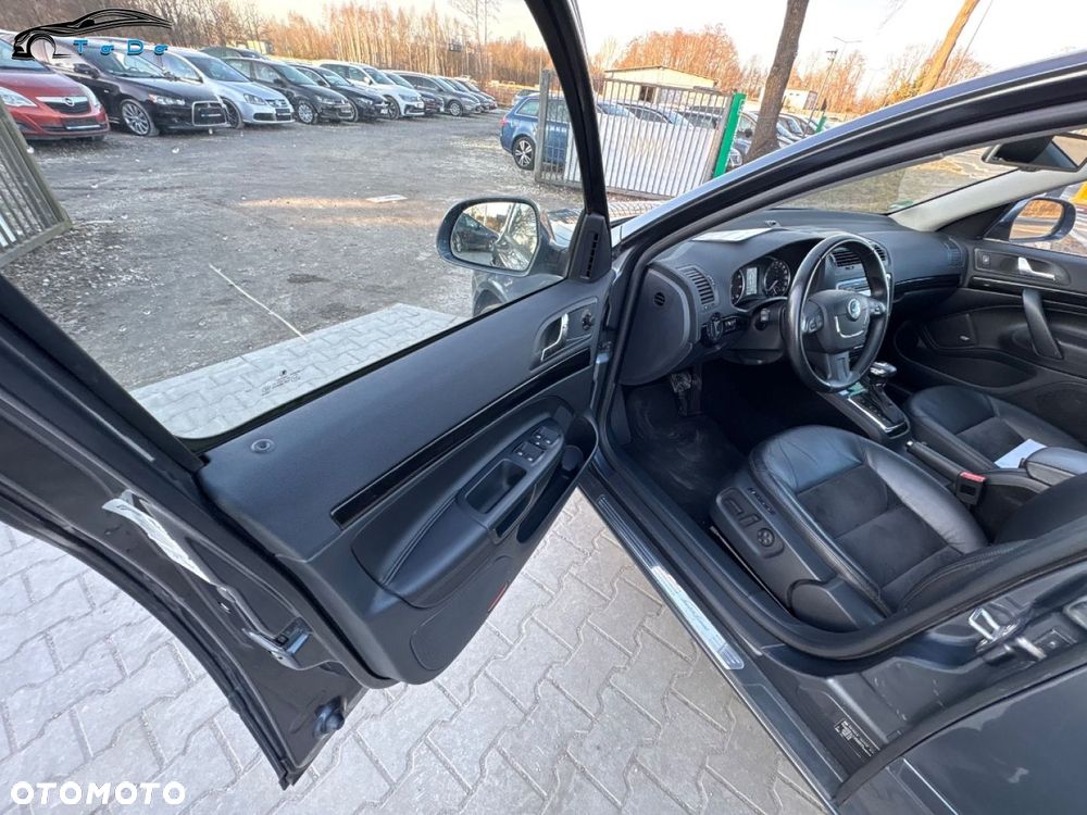 Skoda Octavia 1.8 TSI DSG Laurin & Klement - 18