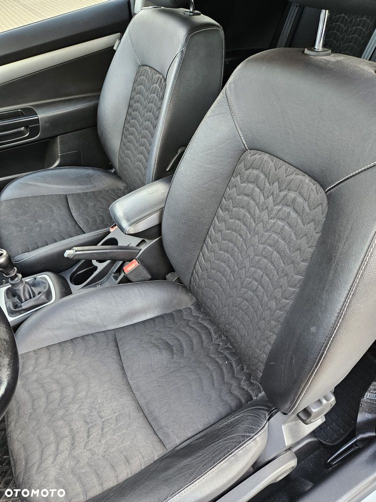 Kia ProCeed 1.6 L - 7