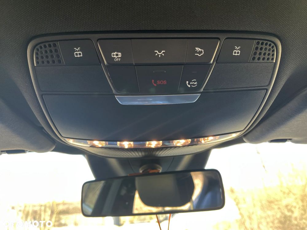 Mercedes-Benz Klasa E 400 d 4-Matic 9G-TRONIC - 29