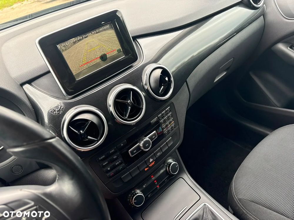 Mercedes-Benz Klasa B 200 CDI (BlueEFFICIENCY) - 16