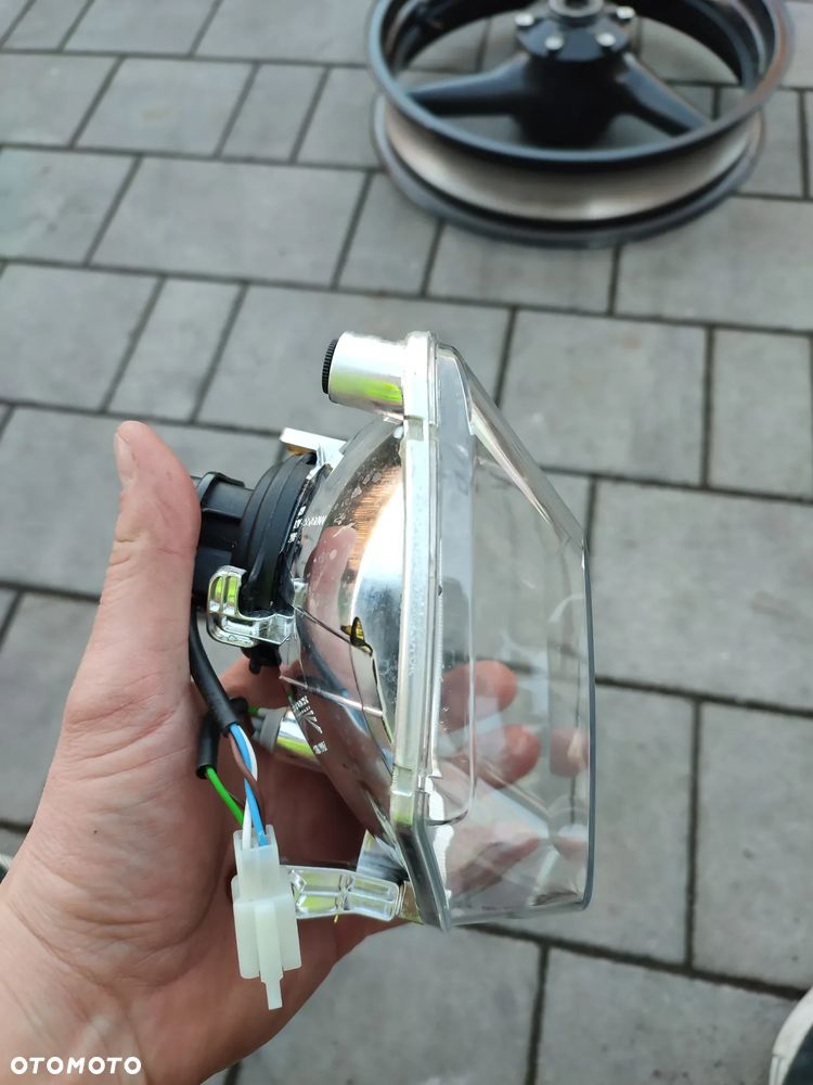Lampa przód, przednia, reflektor Husqvarna 701 SM - 6