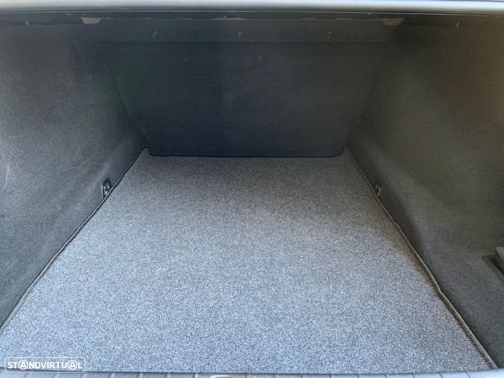 BMW 725 d Pack M - 36