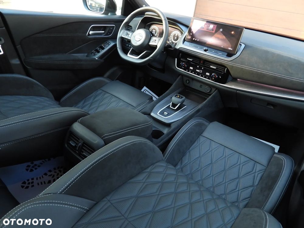 Nissan Qashqai 1.3 DIG-T MHEV Xtronic Tekna - 8