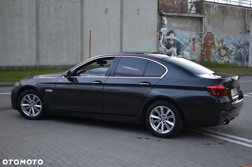 BMW Seria 5 525d Sport-Aut - 5