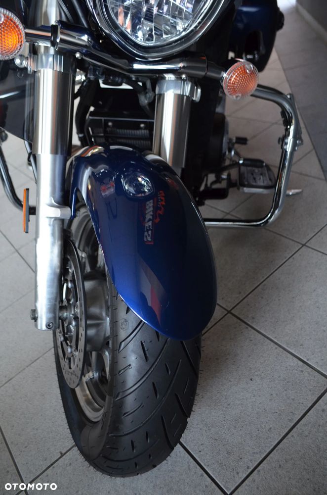 Yamaha XVS - 6