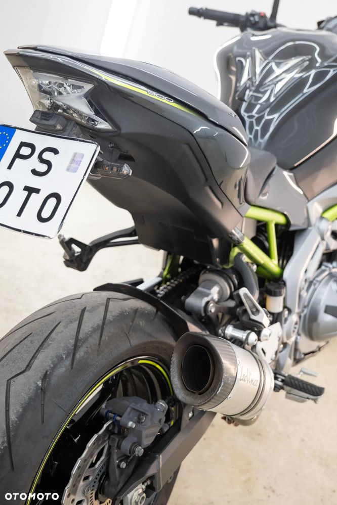 Kawasaki Z 900 - 18