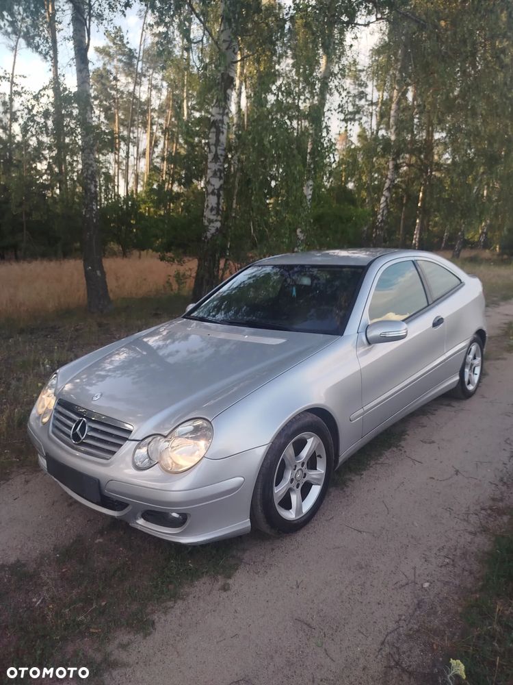 Mercedes-Benz Klasa C 200 CDI Sportcoupe - 2