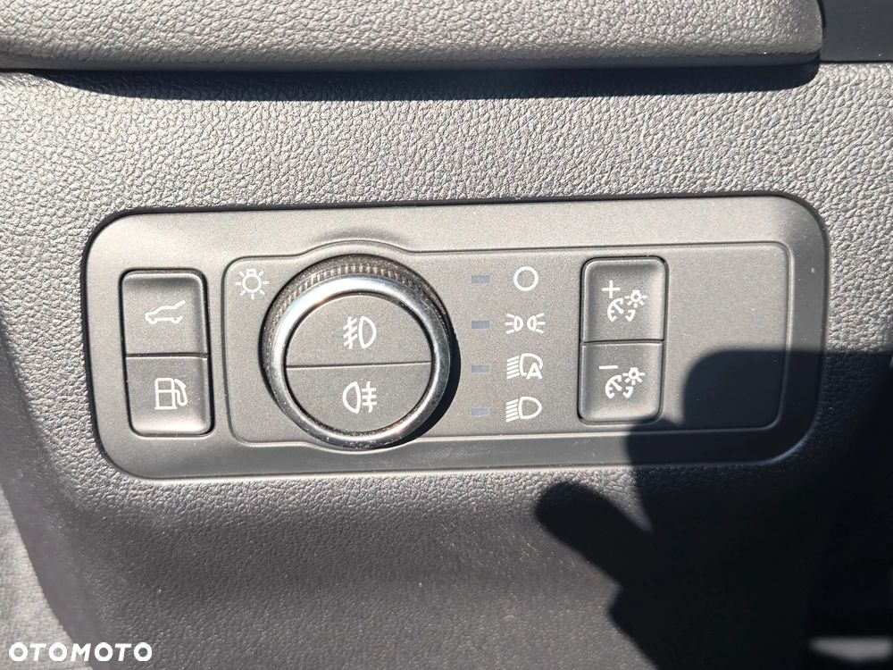 Ford Kuga 2.5P PHEV FWD Titanium - 13