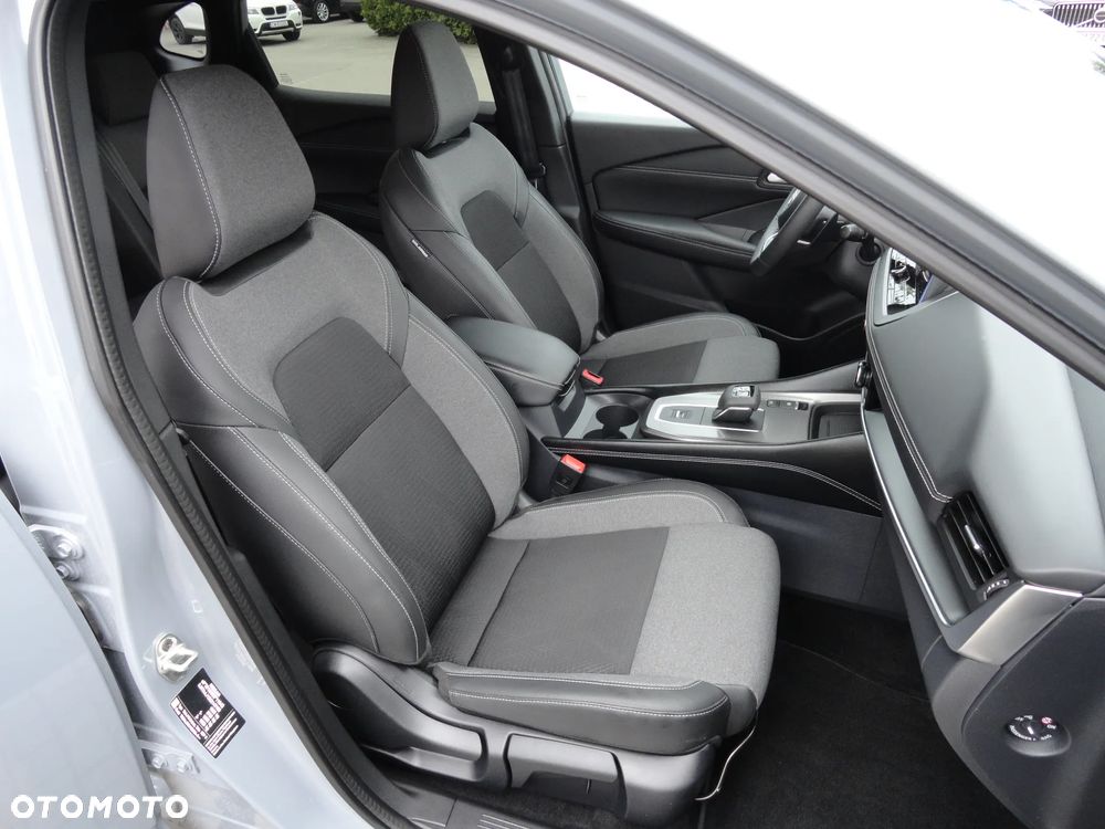 Nissan Qashqai 1.3 DIG-T MHEV Xtronic N-Connecta - 11