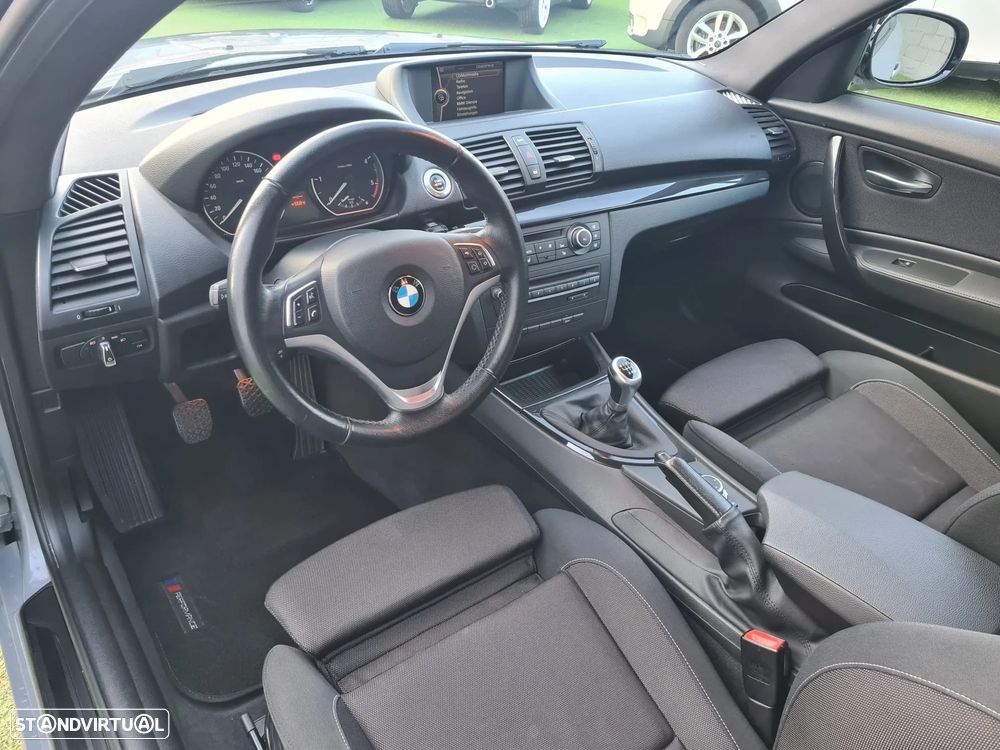 BMW 118 d Limited Edition Lifestyle c/ M Sport Pack - 5